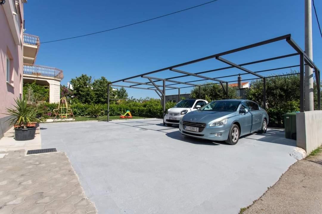Villa Apartments Brecic 1 Kaštela Екстериор снимка