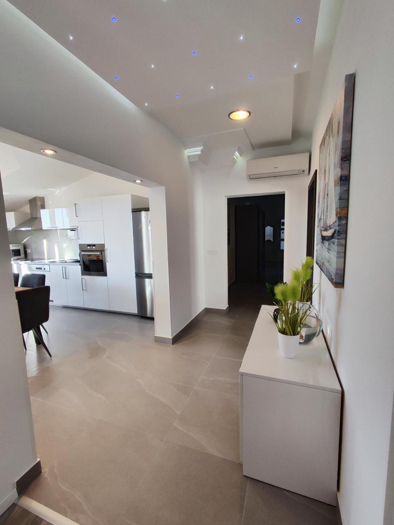 Villa Apartments Brecic 1 Kaštela Екстериор снимка