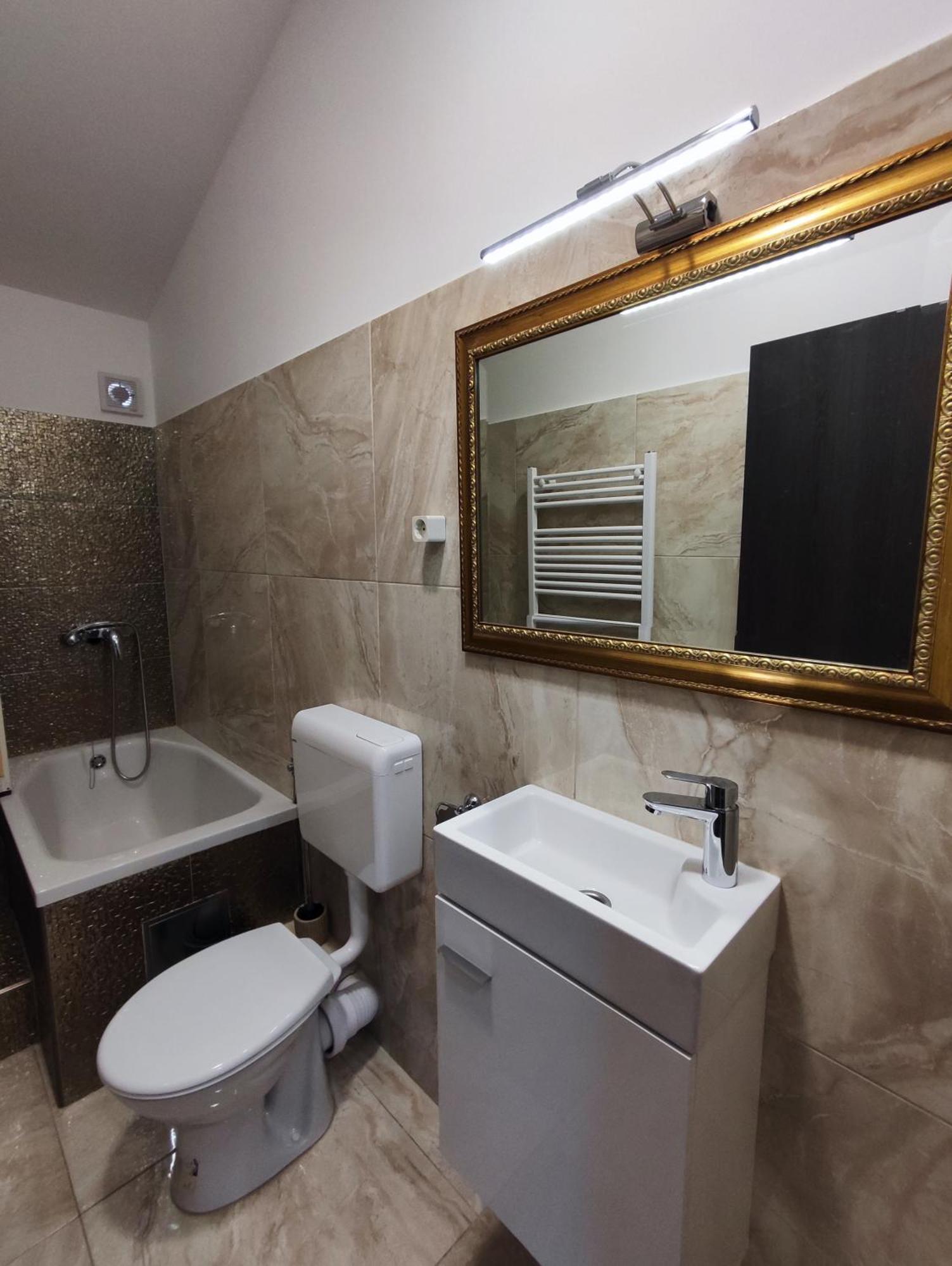 Villa Apartments Brecic 1 Kaštela Екстериор снимка