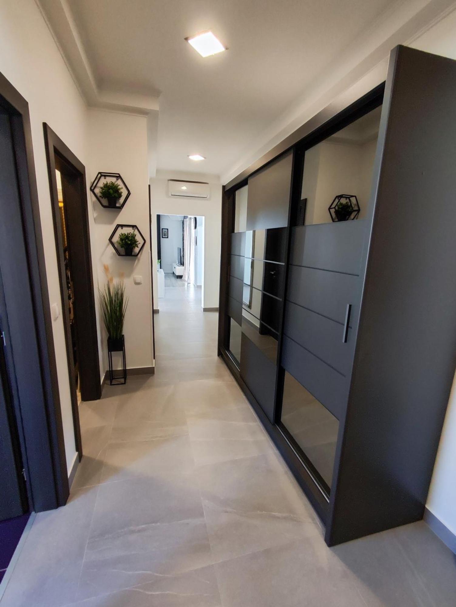 Villa Apartments Brecic 1 Kaštela Екстериор снимка