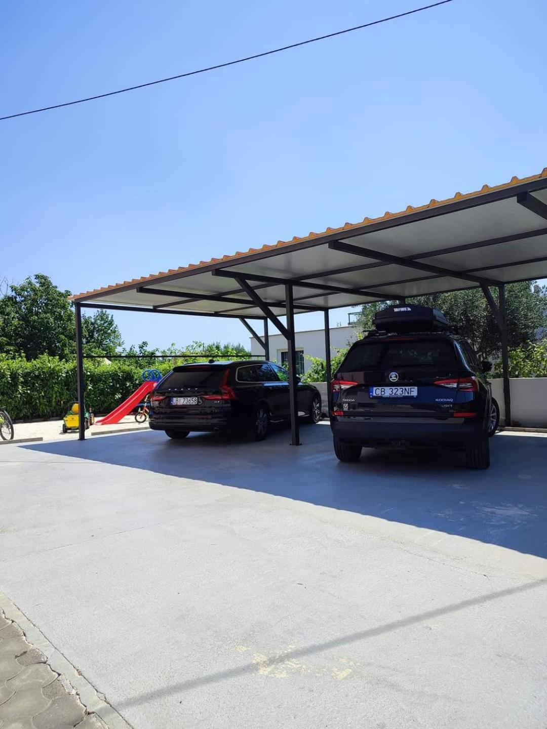 Villa Apartments Brecic 1 Kaštela Екстериор снимка
