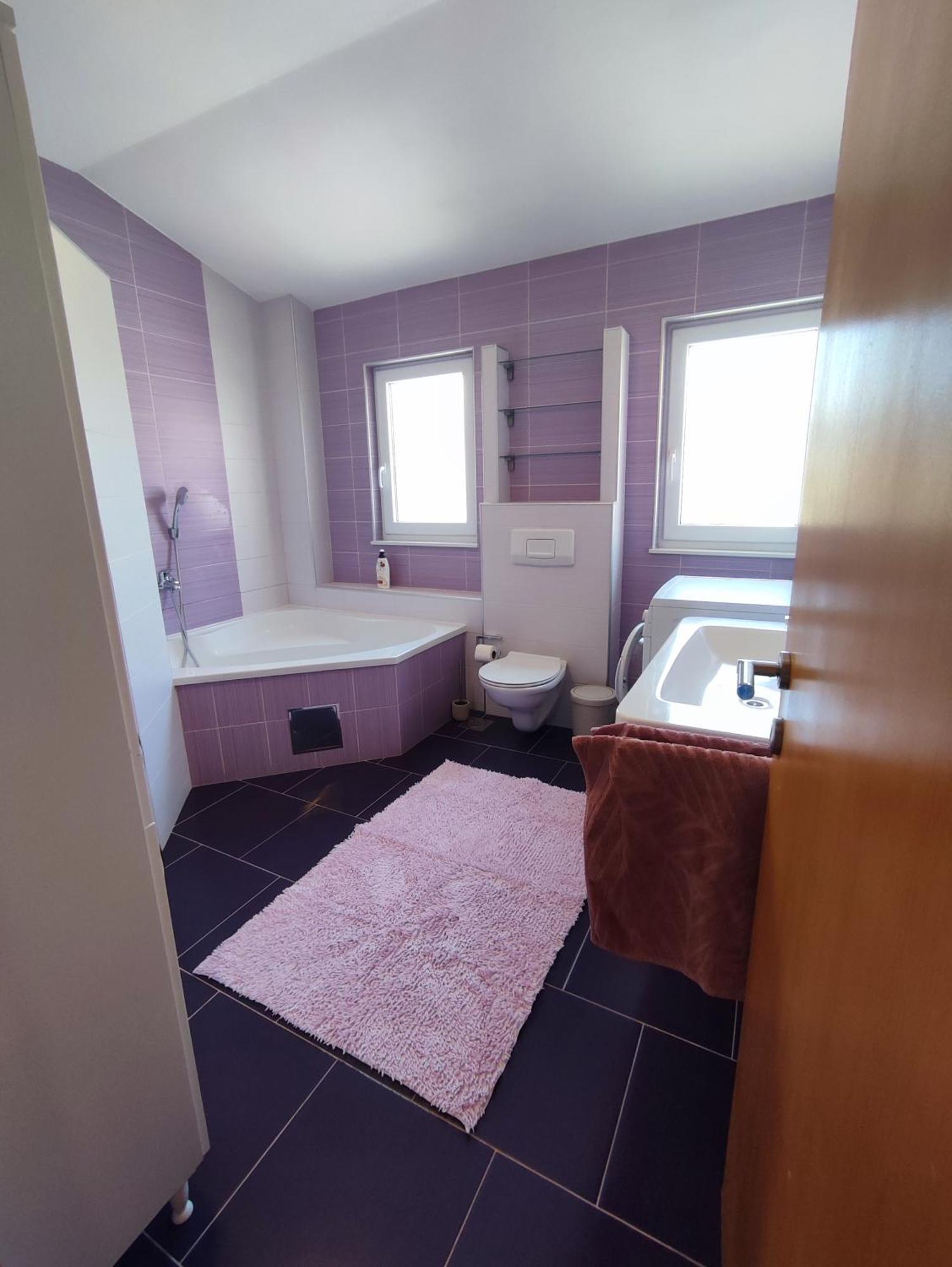 Villa Apartments Brecic 1 Kaštela Екстериор снимка