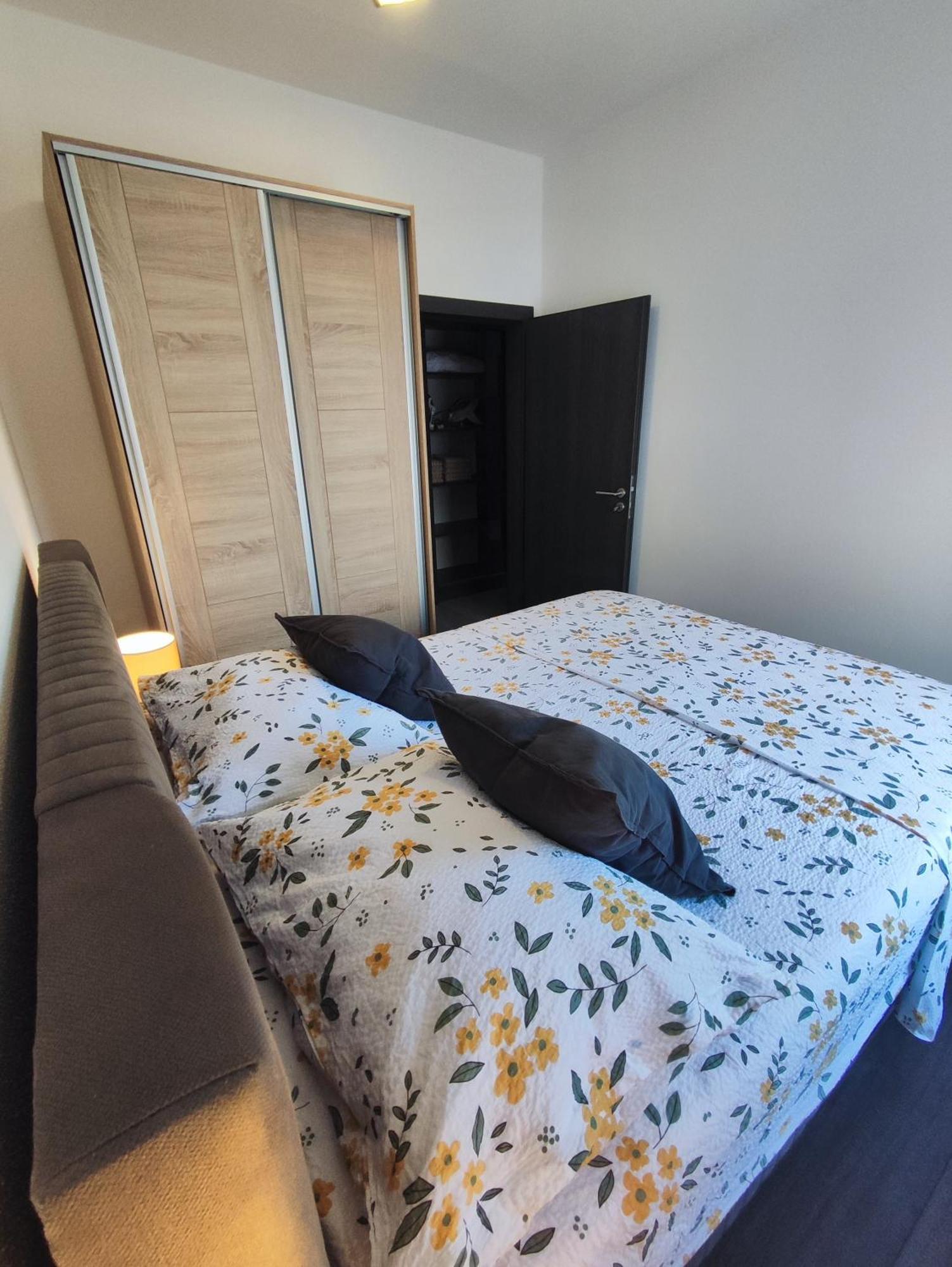 Villa Apartments Brecic 1 Kaštela Екстериор снимка